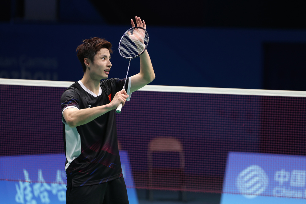 依靠坚韧的 依靠坚韧的